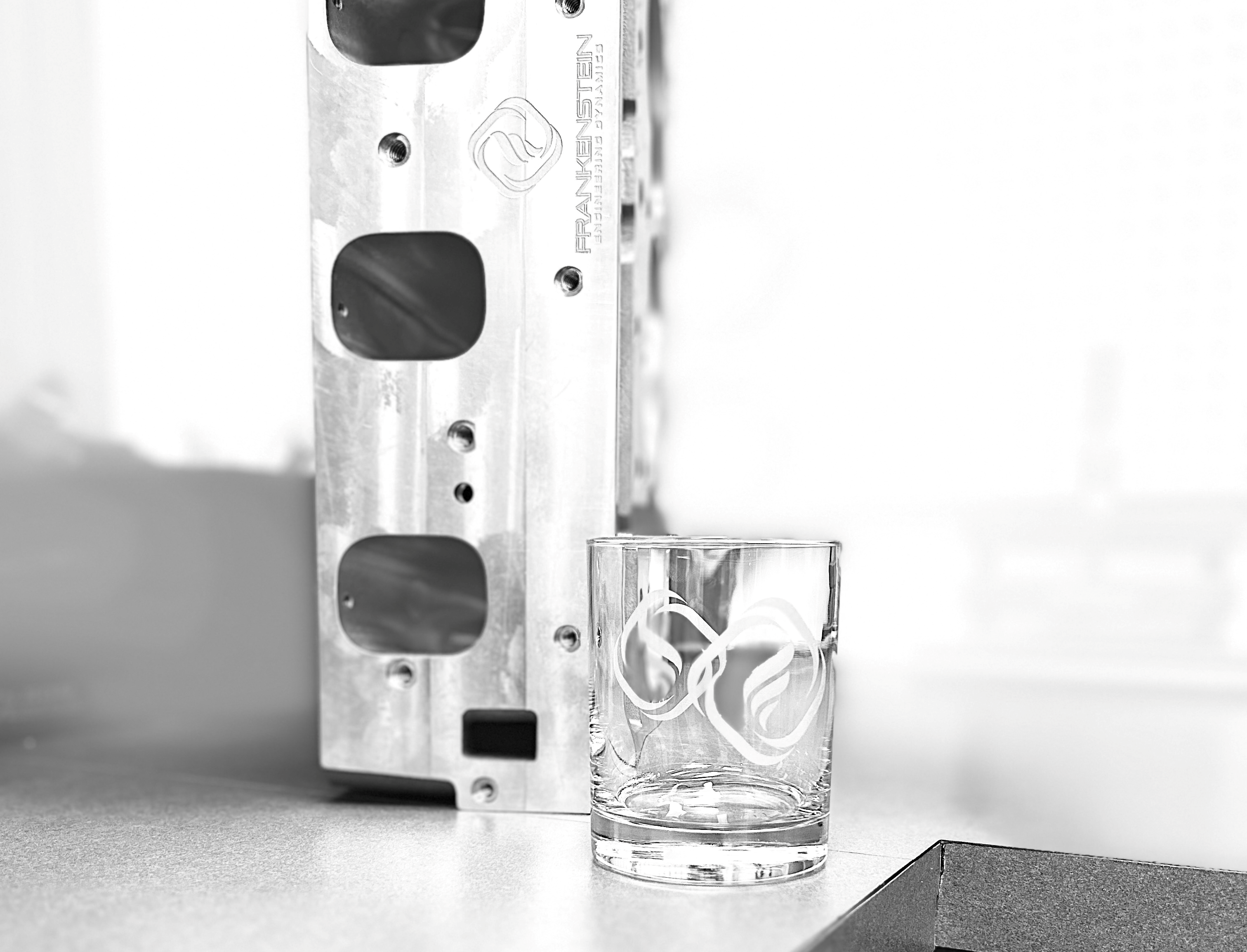 The Whiskey Glass (SET of 4)